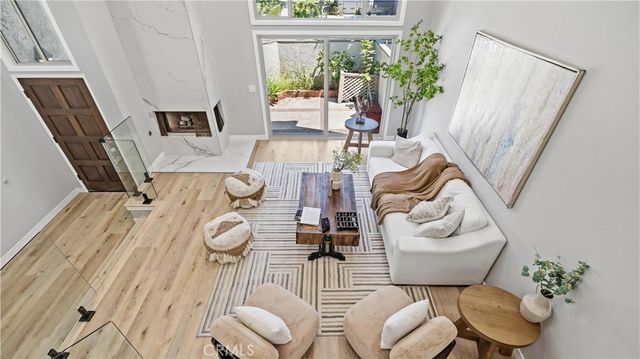 7 Sunup, Irvine, CA 92603