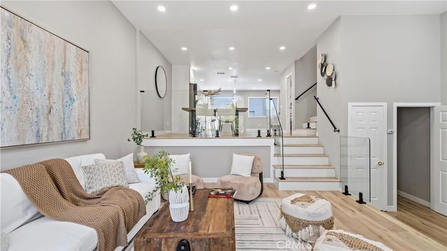 7 Sunup, Irvine, CA 92603