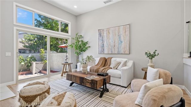 7 Sunup, Irvine, CA 92603