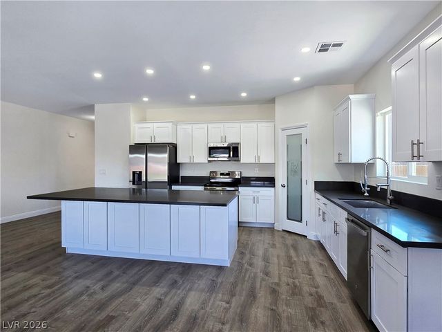 5440 East Chasemoor Street, Pahrump, NV 89061