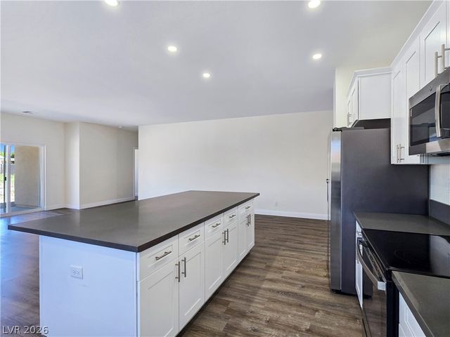 5440 East Chasemoor Street, Pahrump, NV 89061