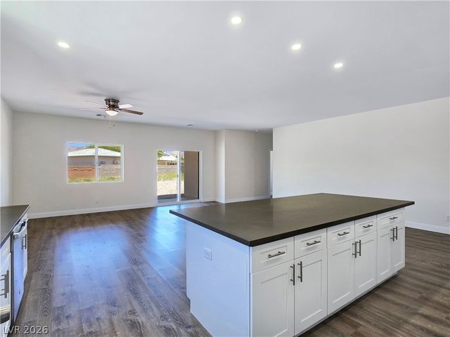 5440 East Chasemoor Street, Pahrump, NV 89061