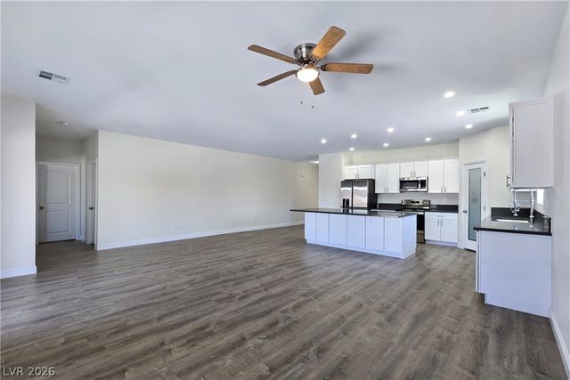 5440 East Chasemoor Street, Pahrump, NV 89061
