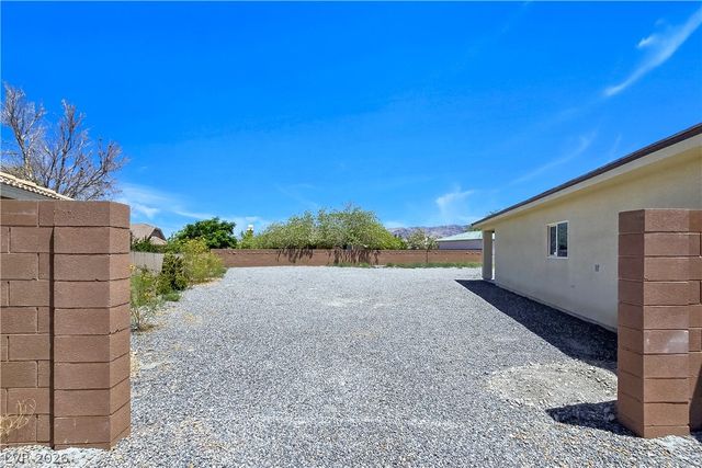 5440 East Chasemoor Street, Pahrump, NV 89061