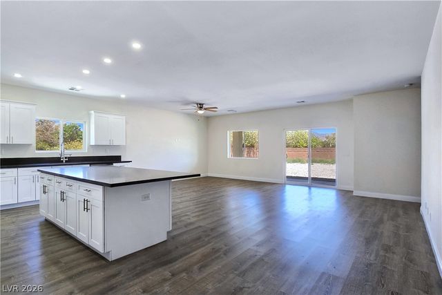 5440 East Chasemoor Street, Pahrump, NV 89061