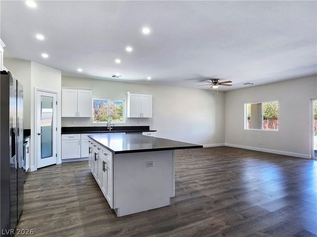 5440 East Chasemoor Street, Pahrump, NV 89061