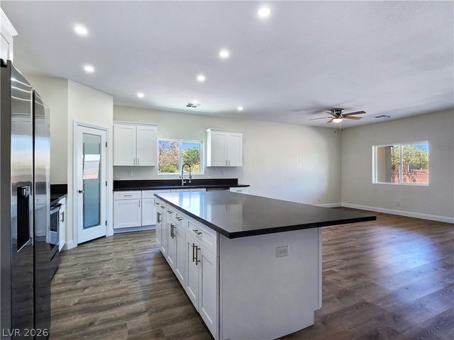 5440 East Chasemoor Street, Pahrump, NV 89061