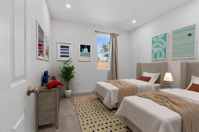 7634 Path Dr, Hughson, CA 95326