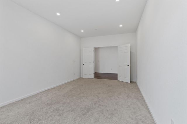 7634 Path Dr, Hughson, CA 95326