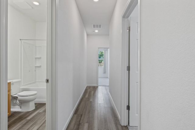 7634 Path Dr, Hughson, CA 95326