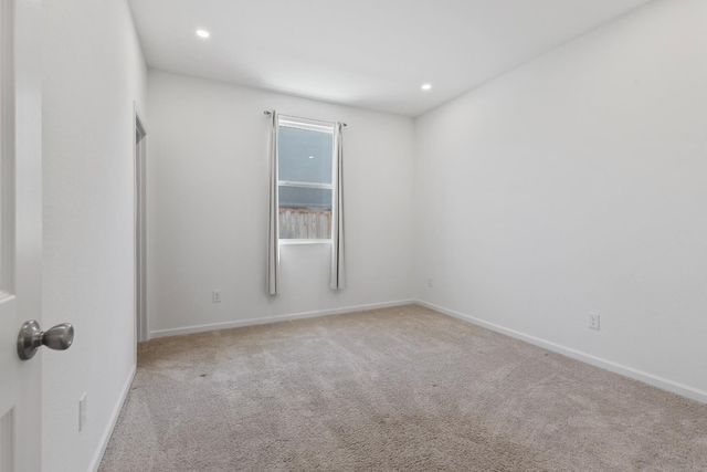 7634 Path Dr, Hughson, CA 95326