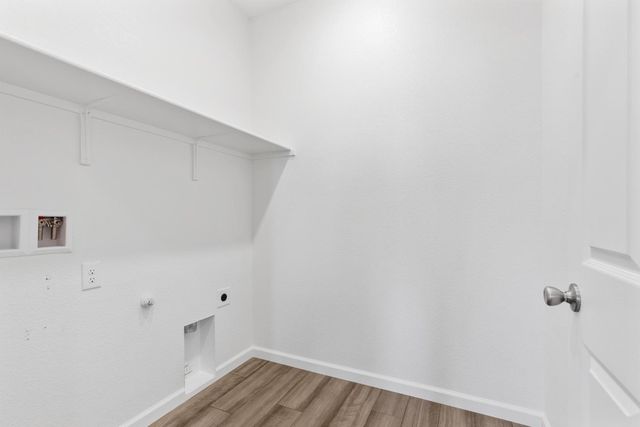 7634 Path Dr, Hughson, CA 95326