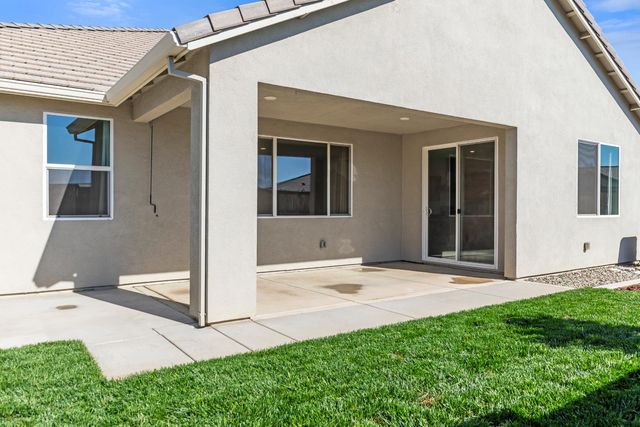 7634 Path Dr, Hughson, CA 95326