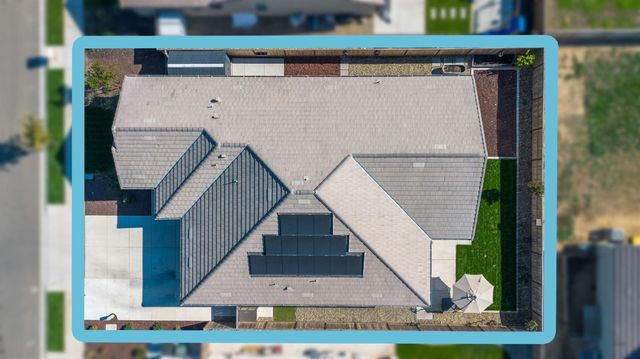 7634 Path Dr, Hughson, CA 95326