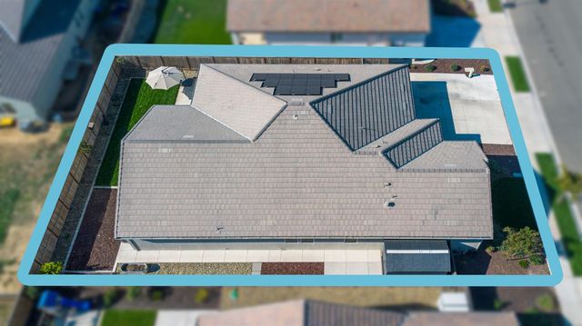 7634 Path Dr, Hughson, CA 95326