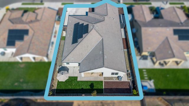 7634 Path Dr, Hughson, CA 95326