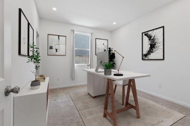 7634 Path Dr, Hughson, CA 95326