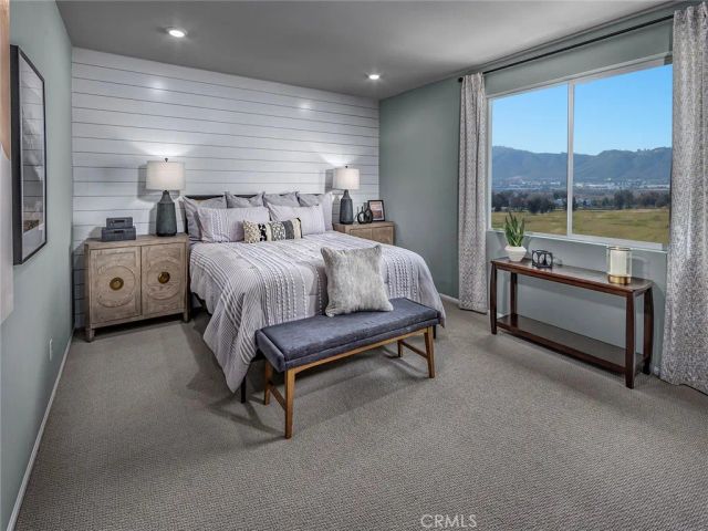 19532 Hanging Rock Road, Lake Elsinore, CA 92532