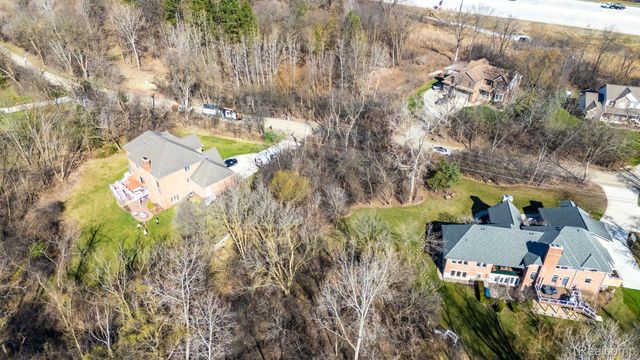 0000 Howard, Farmington Hills, MI 48335
