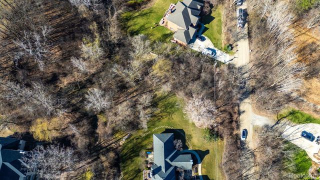 0000 Howard, Farmington Hills, MI 48335