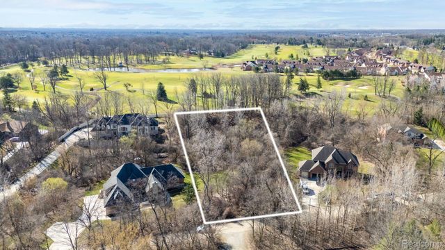 0000 Howard, Farmington Hills, MI 48335