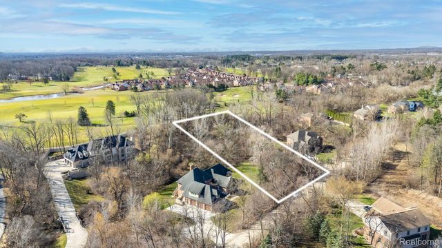 0000 Howard, Farmington Hills, MI 48335