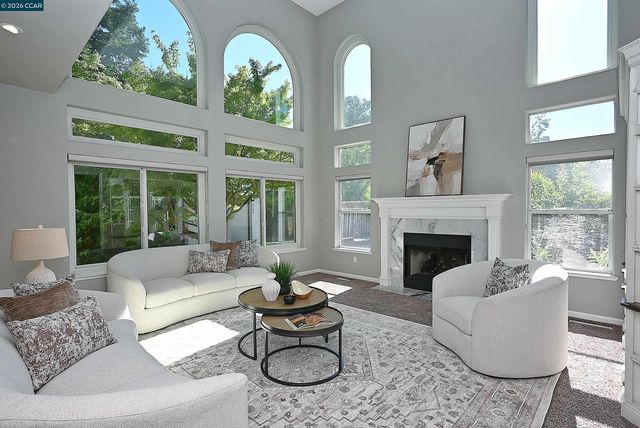 35 Harmony Ln, Walnut Creek, CA 94597