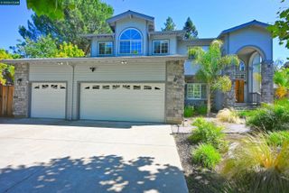 35 Harmony Ln, Walnut Creek, CA 94597