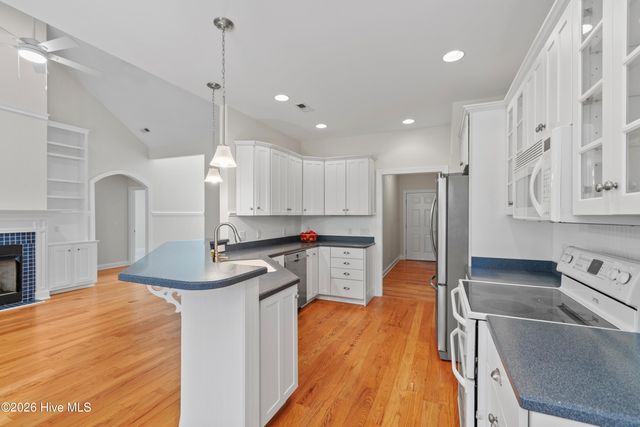 3604 Gleneagle Drive, Southport, NC 28461