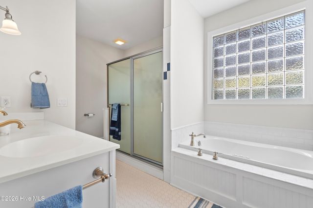 3604 Gleneagle Drive, Southport, NC 28461