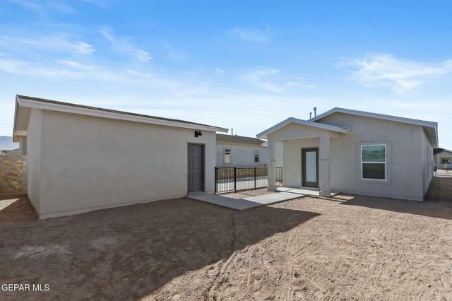 445 Miguel Payan Court, Vinton, TX 79821