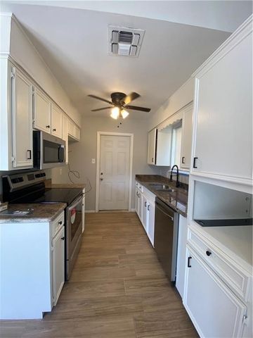 1934 Melisa, Corpus Christi, TX 78412