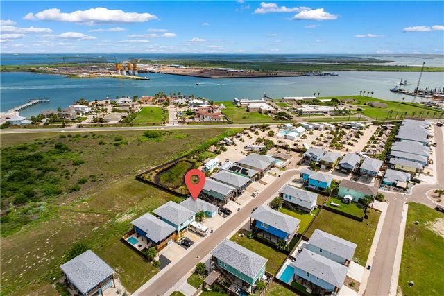 225 Port Lavaca St, Port Aransas, TX 78373