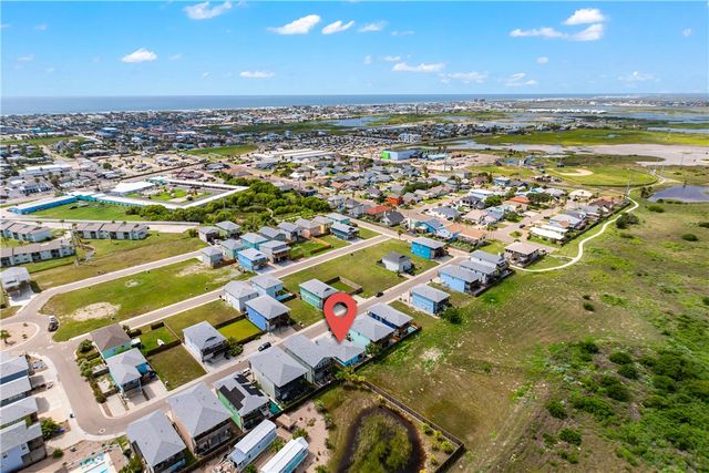 225 Port Lavaca St, Port Aransas, TX 78373