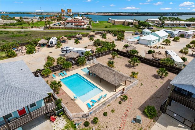 225 Port Lavaca St, Port Aransas, TX 78373