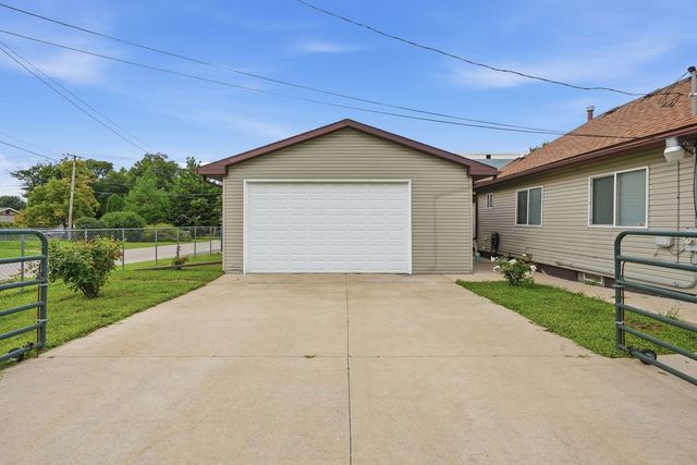1651 Elgin Avenue, Joliet, IL 60432