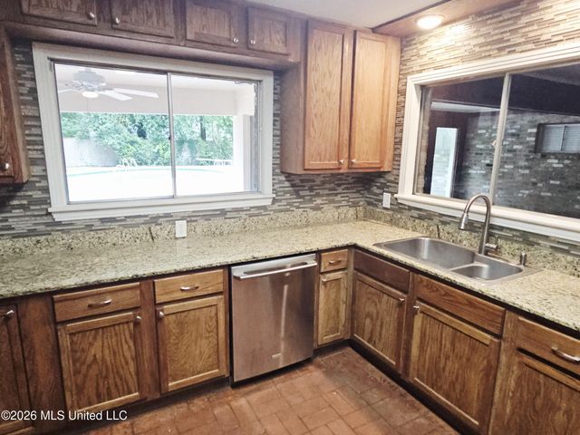 810 Velma Street, Hattiesburg, MS 39402