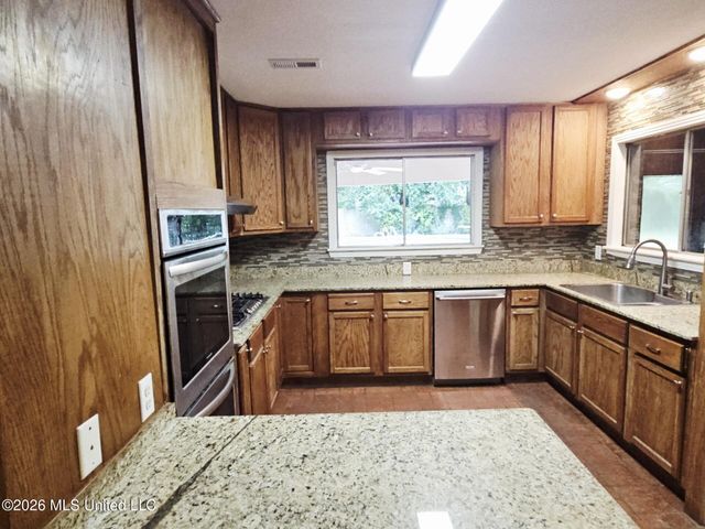 810 Velma Street, Hattiesburg, MS 39402