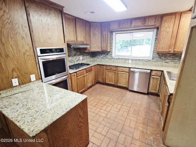 810 Velma Street, Hattiesburg, MS 39402