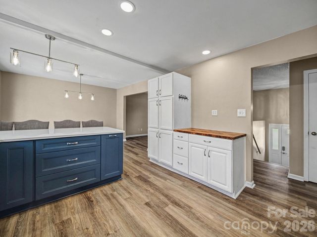 605 Spring Street, Mount Holly, NC 28120