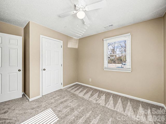 605 Spring Street, Mount Holly, NC 28120