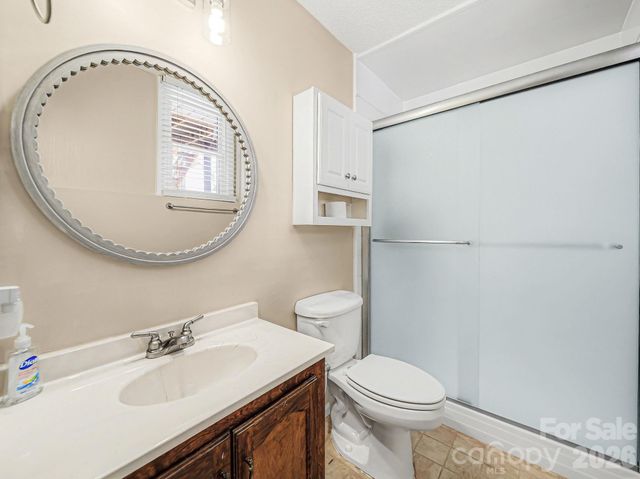 605 Spring Street, Mount Holly, NC 28120