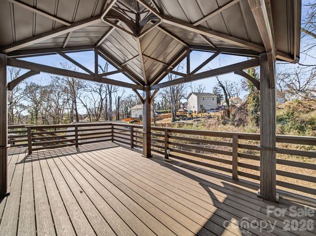 605 Spring Street, Mount Holly, NC 28120