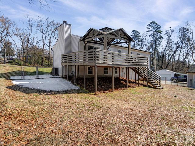 605 Spring Street, Mount Holly, NC 28120