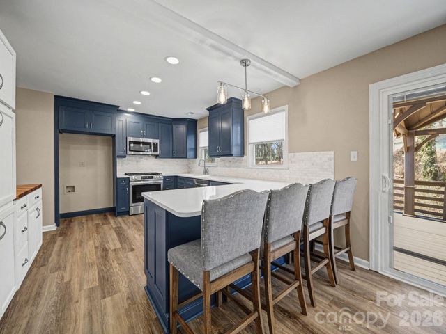 605 Spring Street, Mount Holly, NC 28120