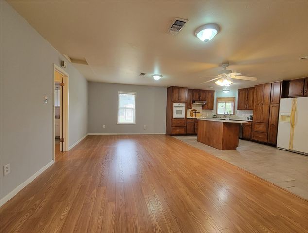 1208 Prairie Creek RD, Granite Shoals, TX 78654