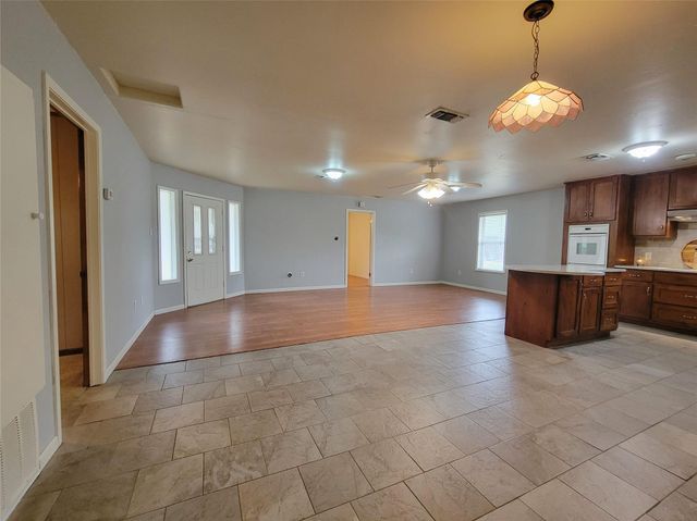 1208 Prairie Creek RD, Granite Shoals, TX 78654