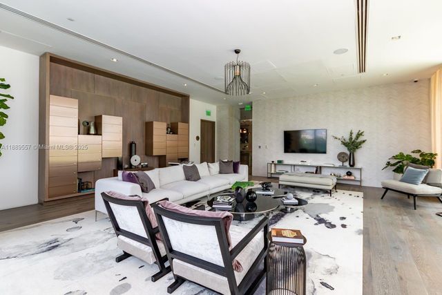 650 NE 32ND Street 1508, Miami, FL 33137