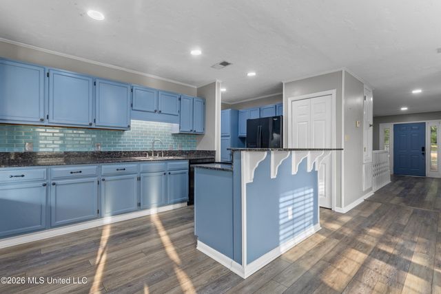 9809 Hidden Lake Road, Vancleave, MS 39565