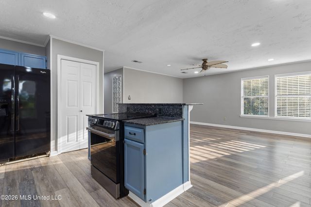 9809 Hidden Lake Road, Vancleave, MS 39565